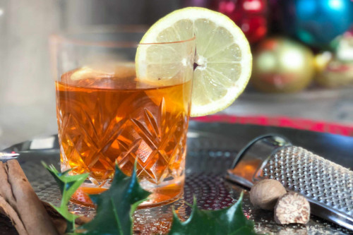Make a classic Whisky Toddy with the Old Hamlet Whisky Toddy spice mix.