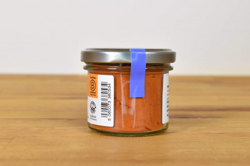 Steenbergs Organic Cayenne Pepper offers a great chilli heat . Packed in Recyclable and reusable glass jar.