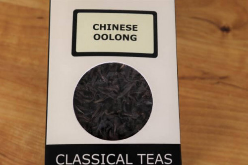 Close look at the Steenbergs large leaf Chinese Oolong loose leaf tea.
