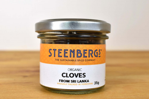 Buy Steenbergs Organic whole cloves in a glass jar from the Steenbergs UK online specialist spice shop.