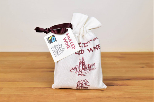 Old Hamlet Fairtrade Mulled Wine Sugar and Spice Mixes in printed calico bag. Blended in North Yorkshire, bags sewn in the UK