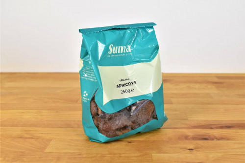 Suma Organic Dried Apricots, unsulphured, from the Steenbergs UK online shop for organic food and ingredients.