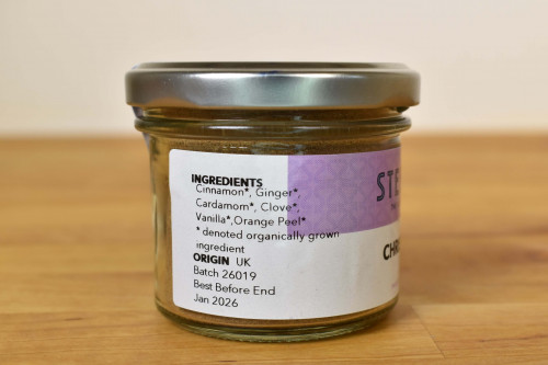 Steenbergs Organic Christmas Chai Spice Mix in Glass Jar from the Steenbergs UK online shop for chais, herbs and spices.