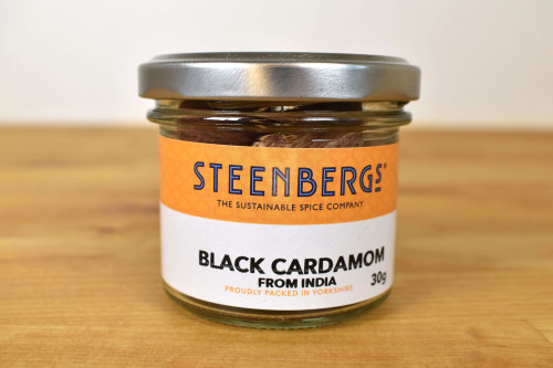 Steenbergs Black Cardamom Pods in Glass, part of the Steenbergs UK range of herbs and spices.